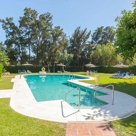 Apartment Elegante En La Quinta Golf Marbella