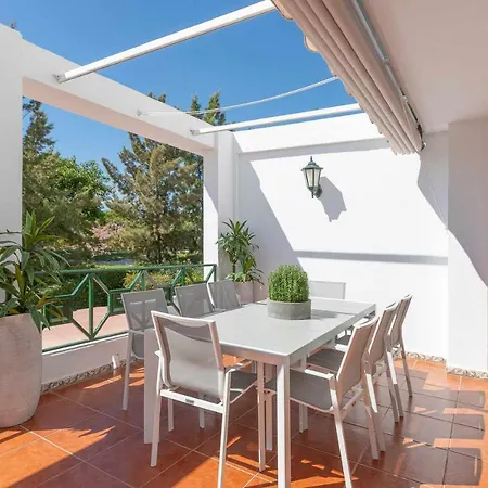 Apartment Elegante En La Quinta Golf Marbella Malaga